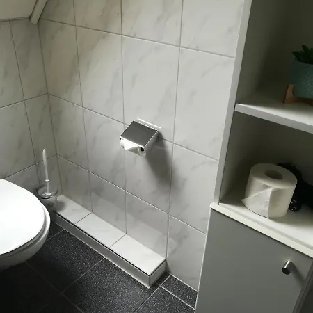 Gaestehaus Grunewald מלון דירות 2*