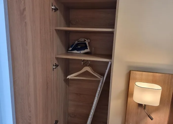 Gaestehaus Grunewald アパートホテル